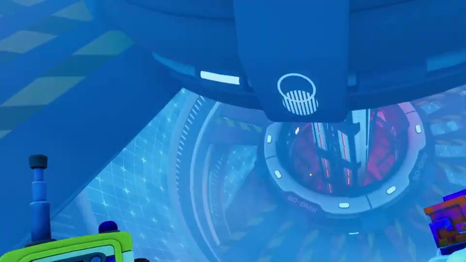 View from outside the ring tunnel: a hatch on one ring shows a hollow circle overlapping a circle filled with parallel stripes
